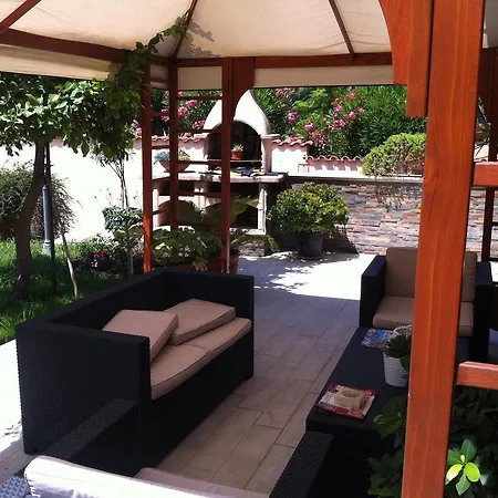 Couette-café Ciao Ciao 3*